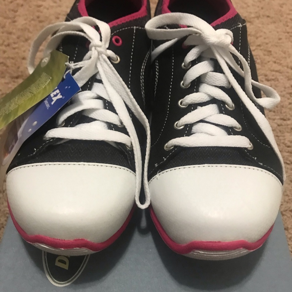 NEW w/ Tags Dr Scholls shoes sz 9
